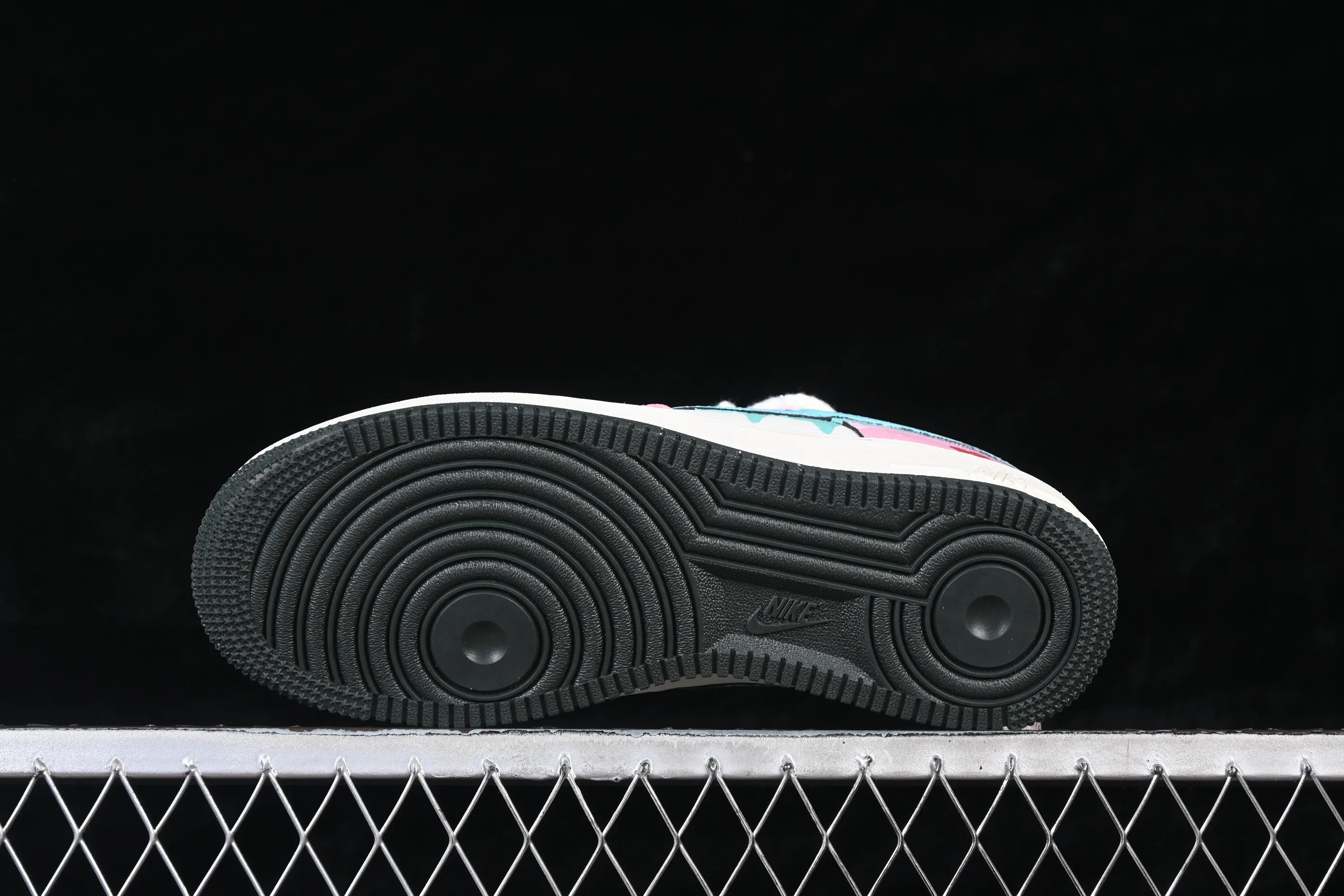 All categories Nk Air Force 1 Air Force series Nk Air Force 1 Low Air Force low-top Nike Air Force 1'07 Low "Sweetheart Cream" Hand-painted graffiti Sweetheart Cream Air Force 1 low-top casual sneakers FB1839-919